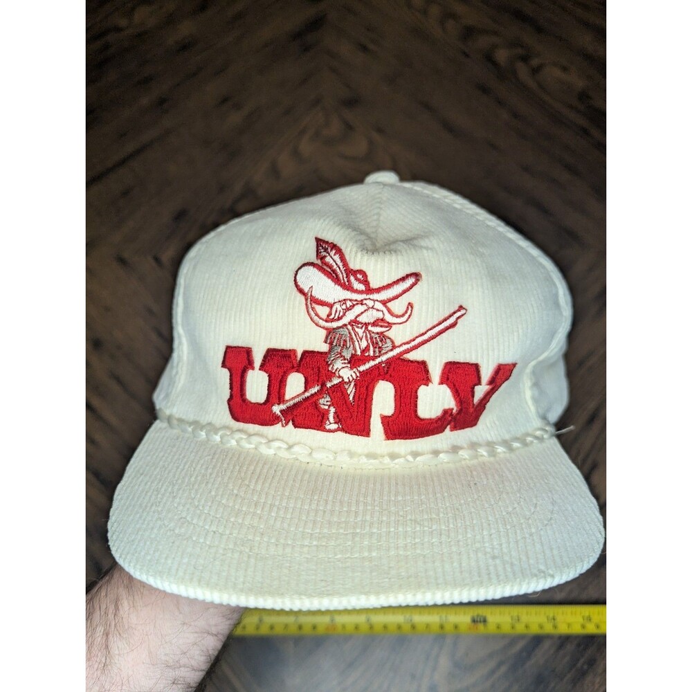 UNLV Runnin Rebels Vintage White NCAA Trucker Snapback Cap Hat Snapback One Size